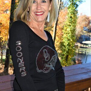 Oklahoma Sooners Helmet Long Sleeve Shirt Sooners on Sleeve XS S M L XL XXL 1X…